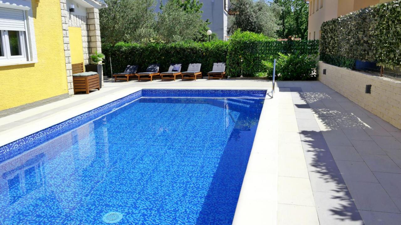 Holiday House Holek Šilo Eksteriør bilde