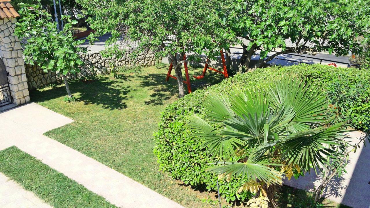 Holiday House Holek Šilo Eksteriør bilde